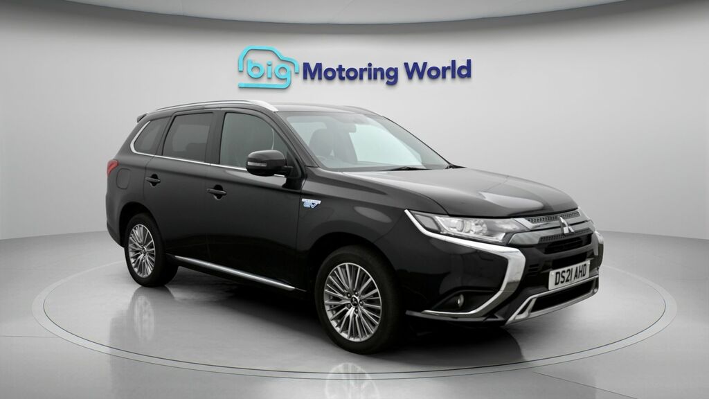 Mitsubishi Outlander Dynamic Black