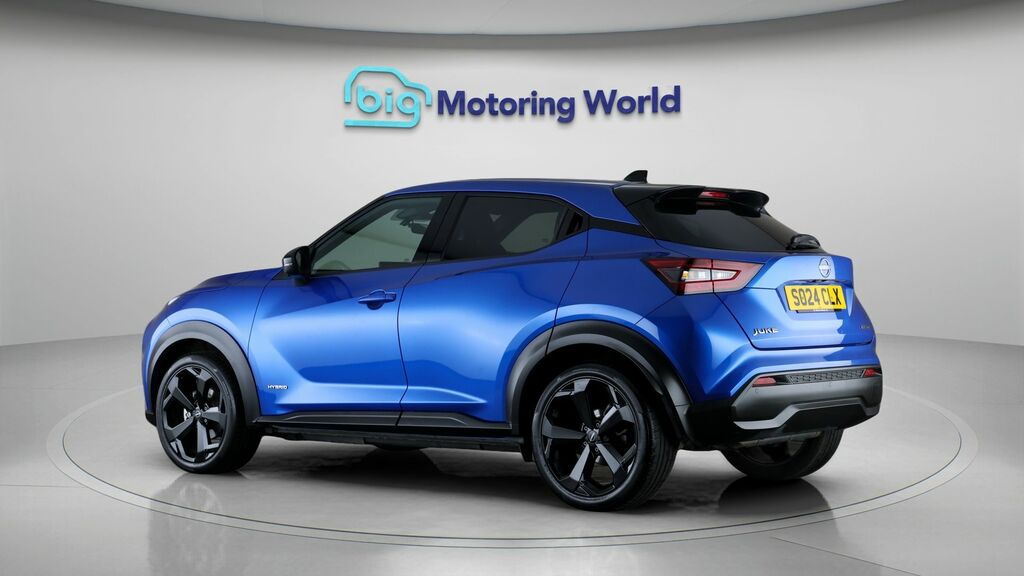 Nissan Juke Tekna Blue #5