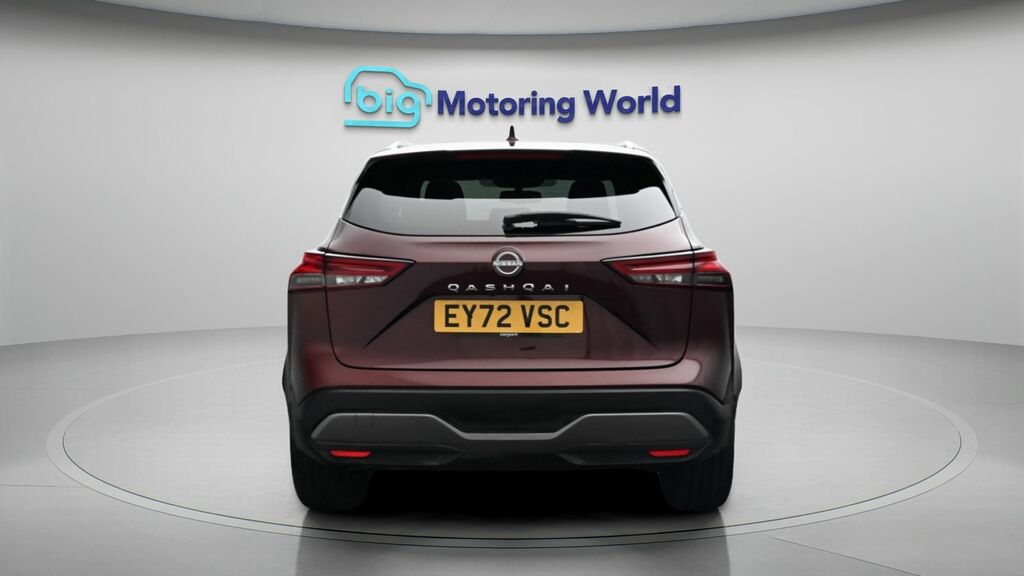 Nissan Qashqai Tekna EY72VSC Red #6