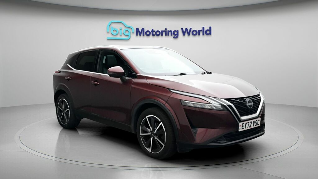 Nissan Qashqai Tekna EY72VSC Red