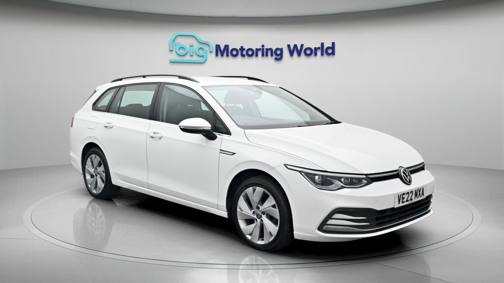 Volkswagen Golf Style White