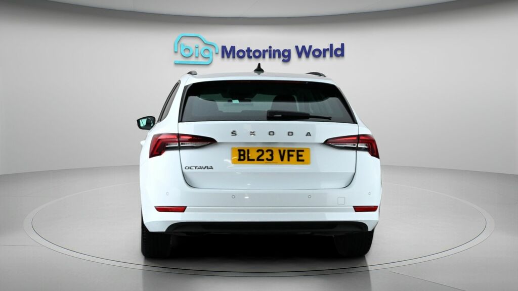 Skoda Octavia Se Technology BL23VFE White #6