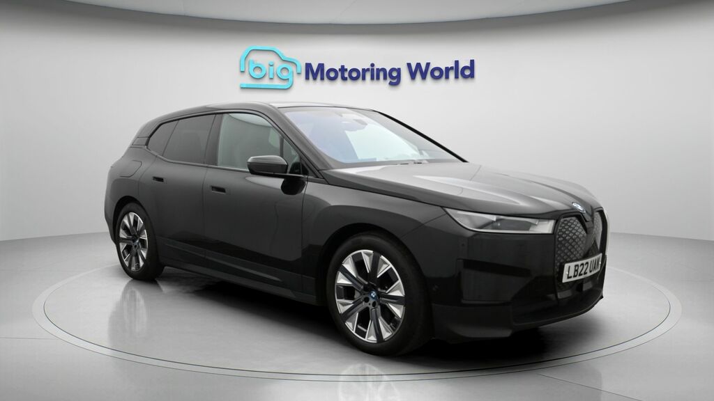BMW iX Sport Black