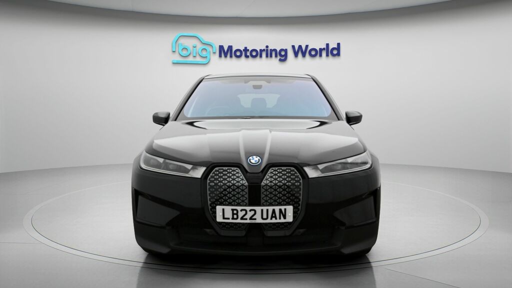BMW iX Sport Black #2