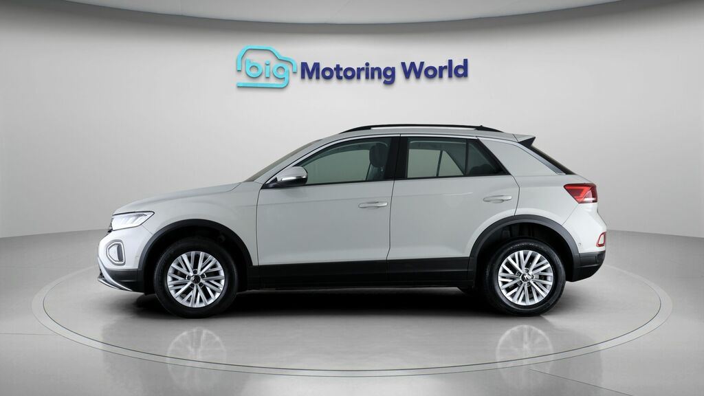 Volkswagen T-Roc Life YA23EVN Grey #4