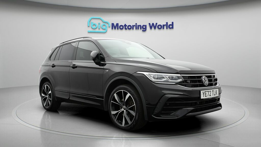 Volkswagen Tiguan R-line Black