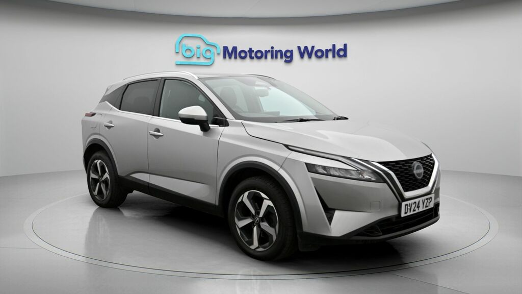 Nissan Qashqai N-connecta Silver