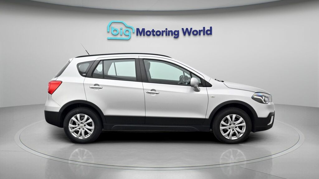 Suzuki SX4 S Cross 1.4 Boosterjet 48V Hybrid Sz-t White #8