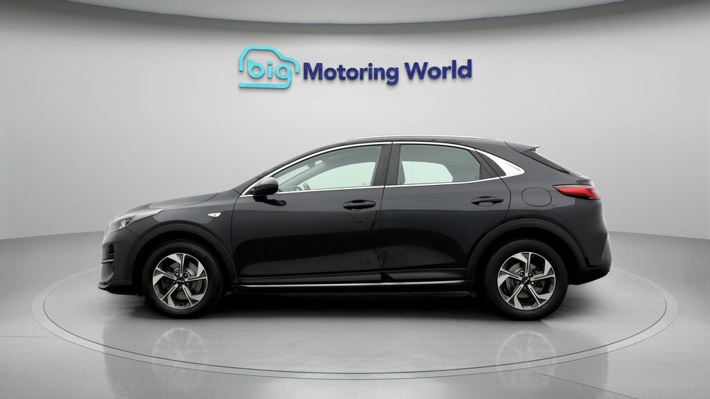 Kia Xceed 2 Black #4