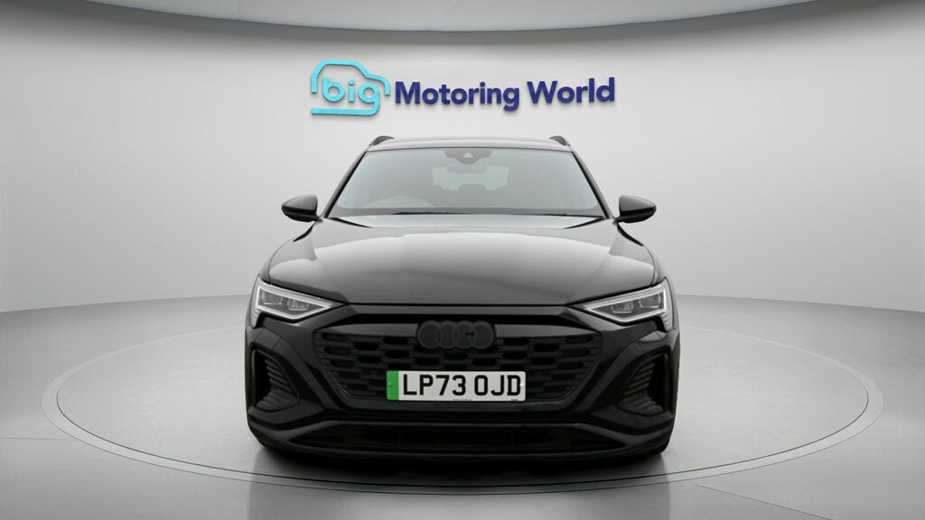 Audi Q8 e tron Black Edition Black #2