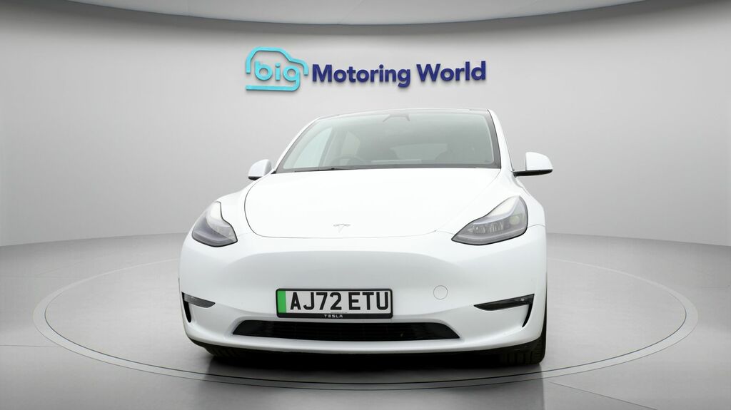 Tesla Model Y Long Range AJ72ETU White #2