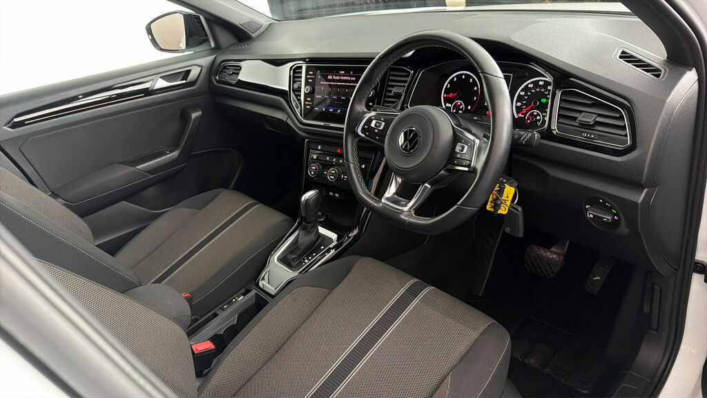 Volkswagen T-Roc 1.5 Tsi Gpf Evo Sel Suv Dsg 150 Ps White #9