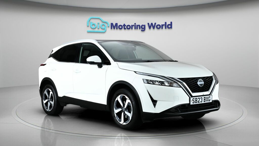 Nissan Qashqai N-connecta White