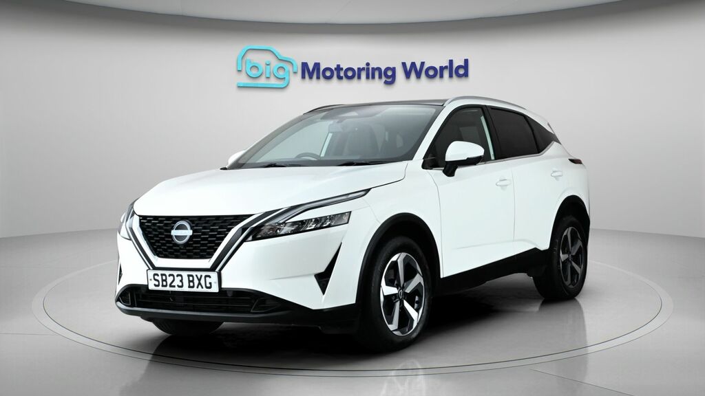 Nissan Qashqai N-connecta SB23BXG White #3