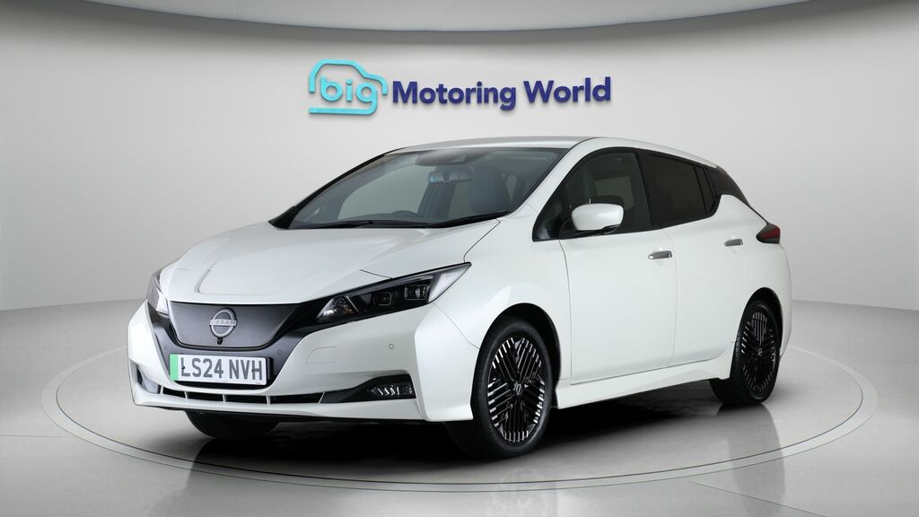 Nissan Leaf Tekna White #3