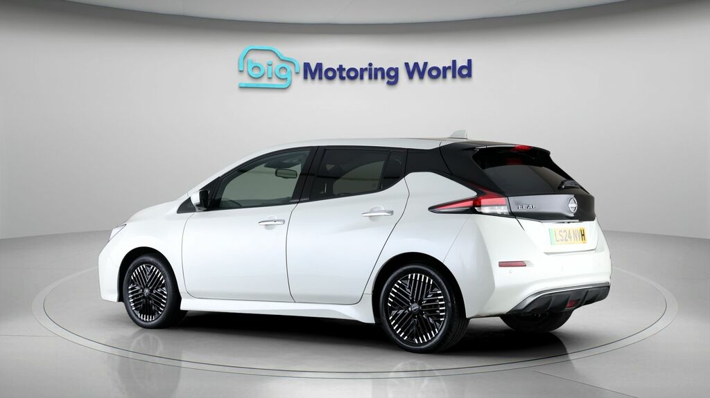 Nissan Leaf Tekna White #5
