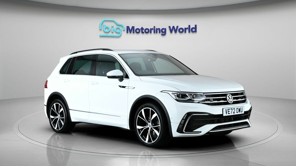 Volkswagen Tiguan R-line White