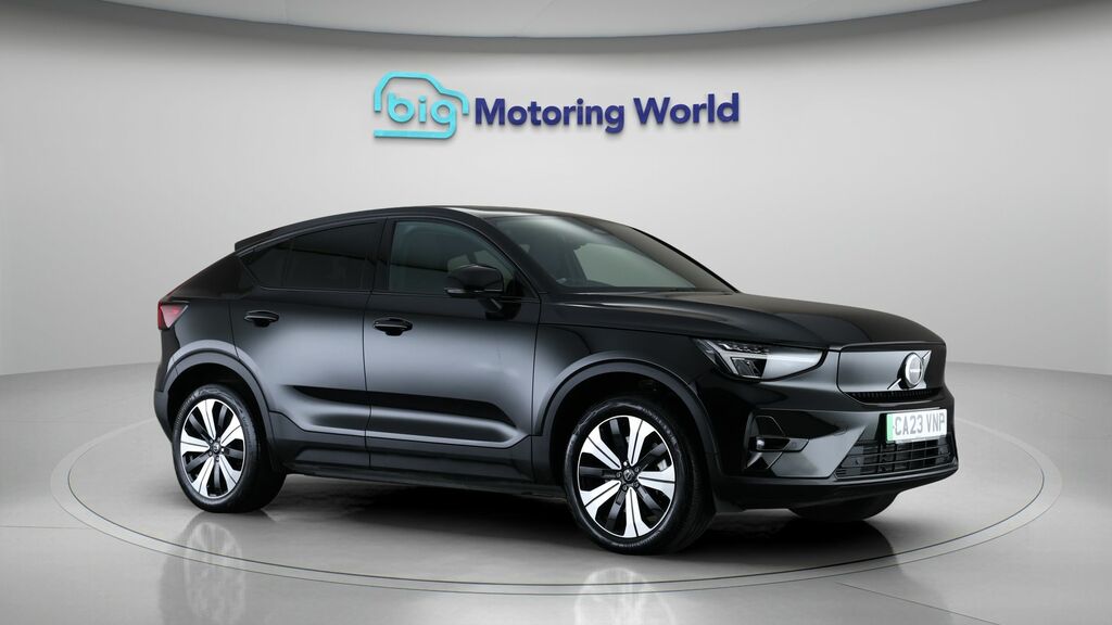 Volvo C40 Plus Black