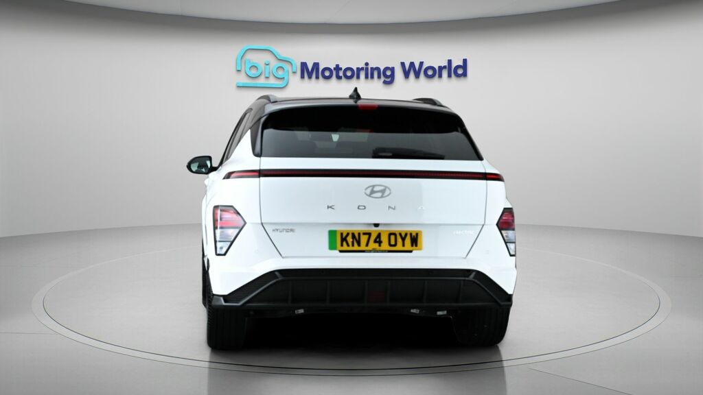 Hyundai Kona N Line White #6