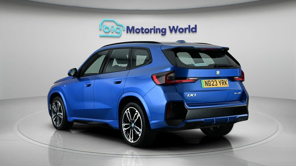 BMW iX1 M Sport Blue #5