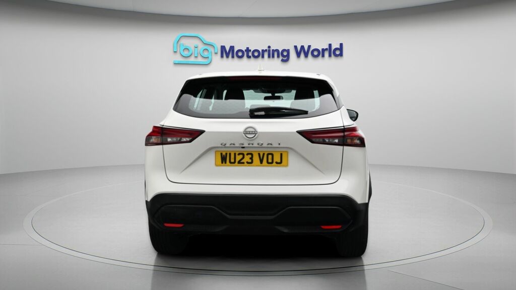Nissan Qashqai Acenta Premium WU23VOJ White #6