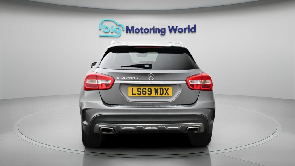 Mercedes-Benz GLA Class Amg Line LS69WDX Grey #6