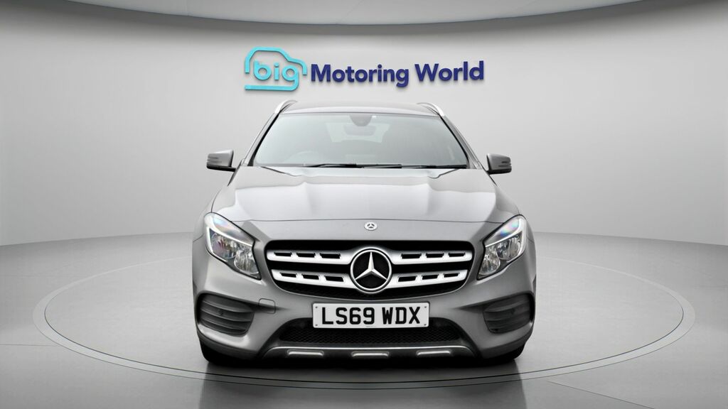 Mercedes-Benz GLA Class Amg Line LS69WDX Grey #2