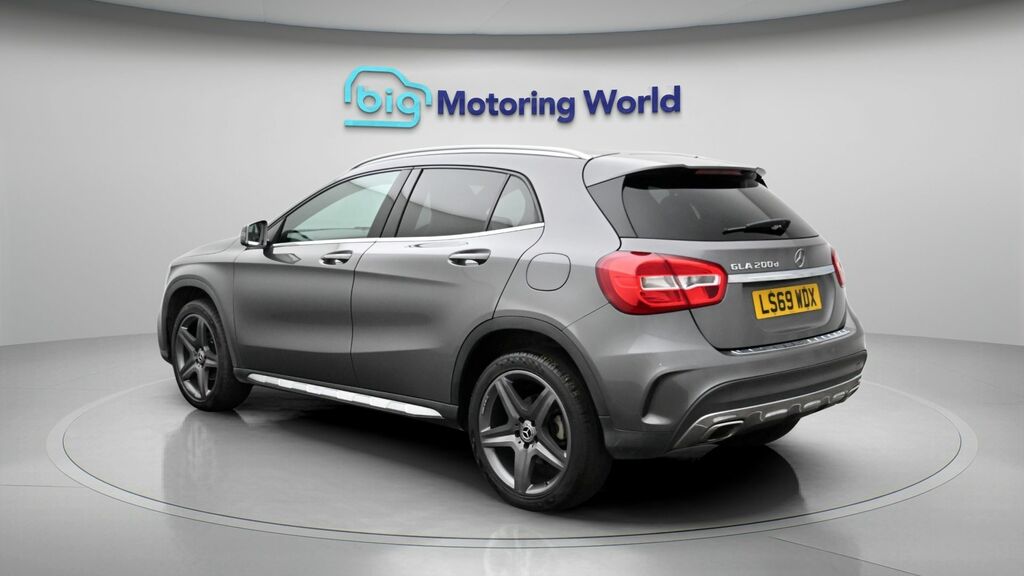 Mercedes-Benz GLA Class Amg Line LS69WDX Grey #5