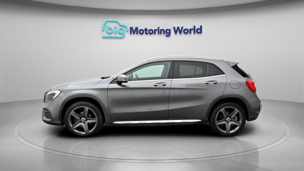 Mercedes-Benz GLA Class Amg Line LS69WDX Grey #4
