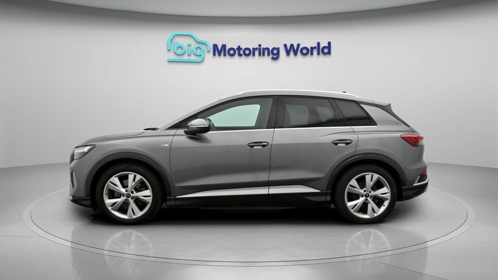 Audi Q4 E Tron S Line SD72YPK Grey #4