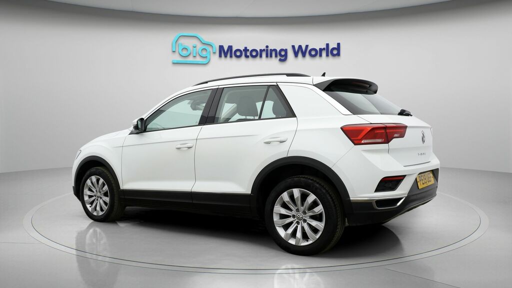 Volkswagen T-Roc Se PE19UEF White #5