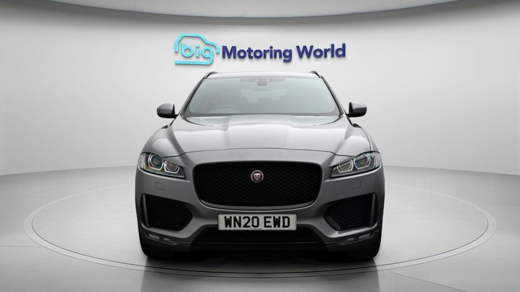Jaguar F-Pace Chequered Flag WN20EWD Grey #2