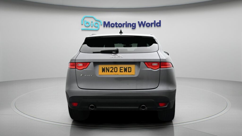 Jaguar F-Pace Chequered Flag WN20EWD Grey #6