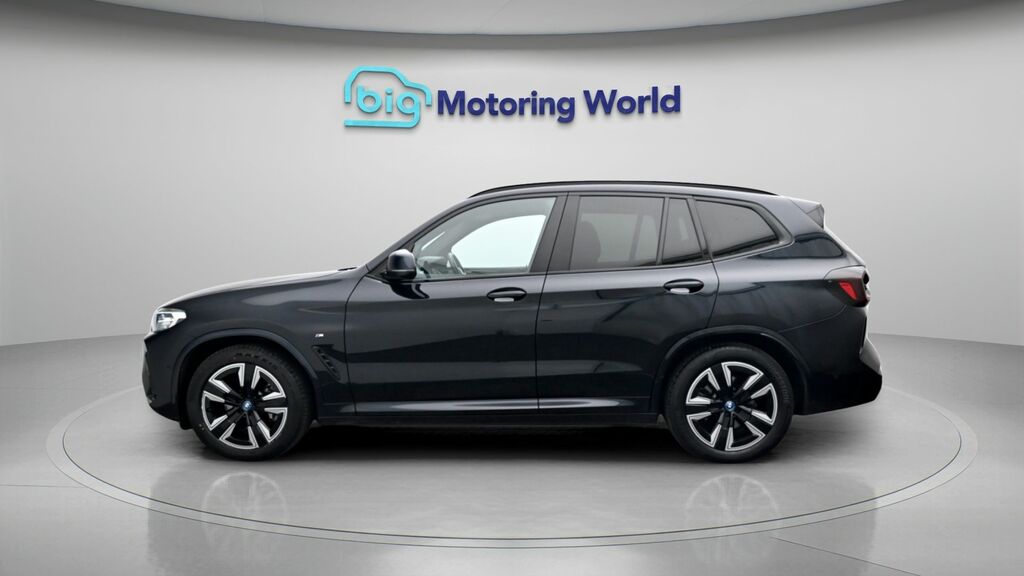 BMW iX3 M Sport Black #4