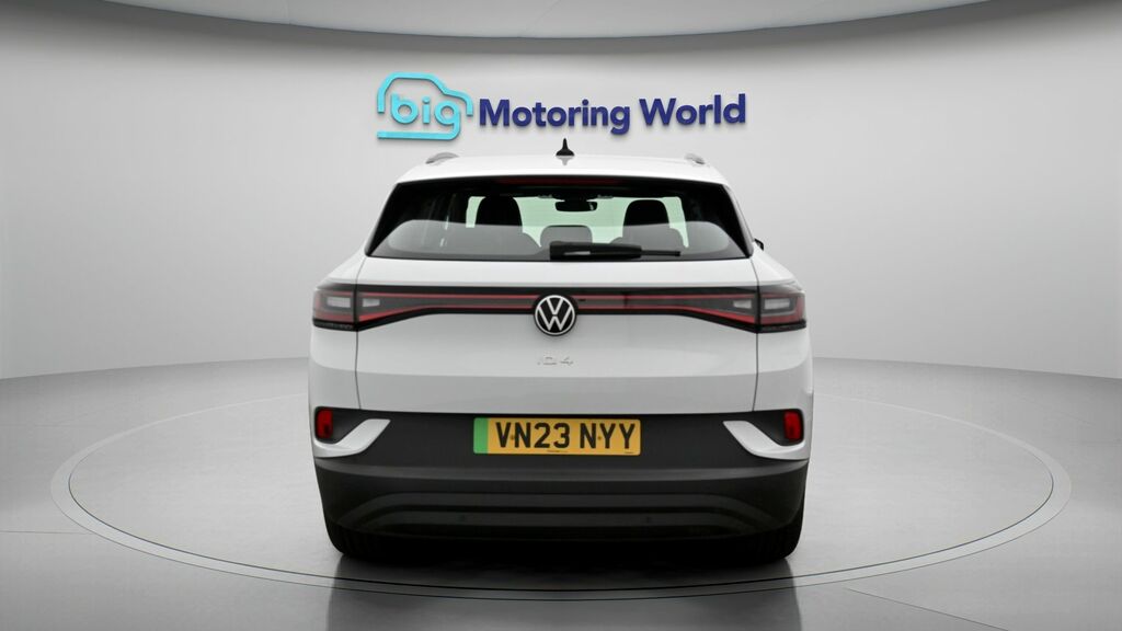 Volkswagen ID.4 Life White #6