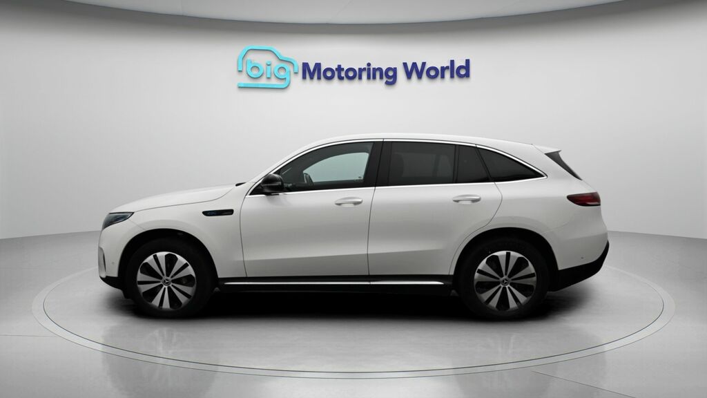 Mercedes-Benz EQC Sport RJ22VCM White #4