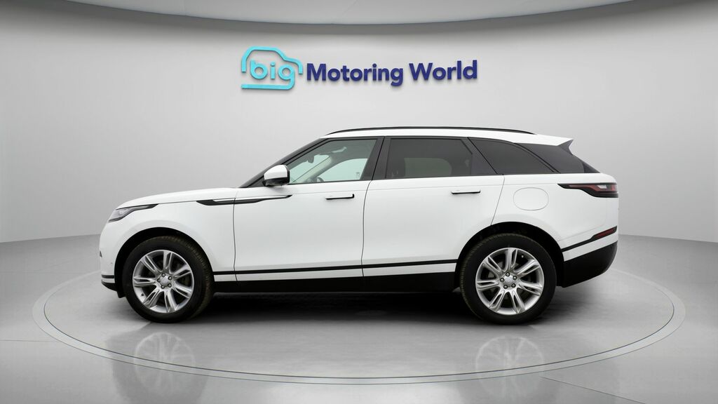 Land Rover Range Rover Velar Se White #4