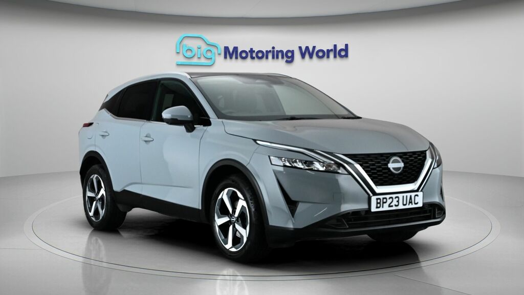 Nissan Qashqai N-connecta Grey