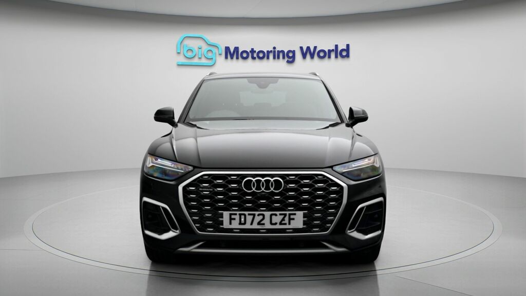 Audi Q5 S Line FD72CZF Black #2