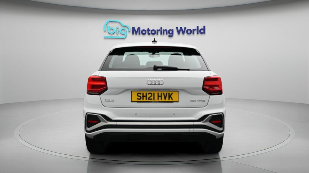 Audi Q2 S Line SH21HVK White #6