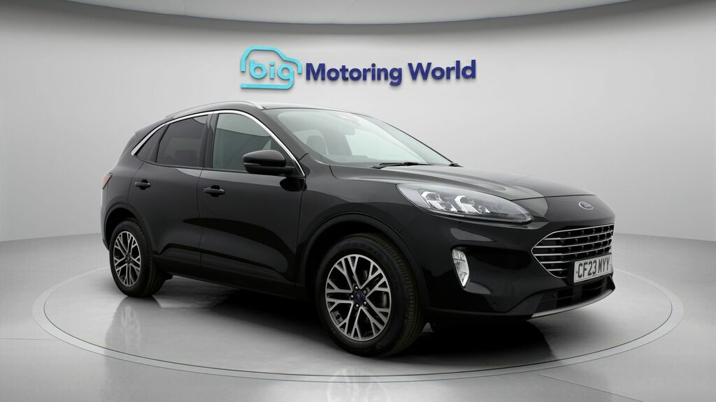 Ford Kuga Titanium Edition Black