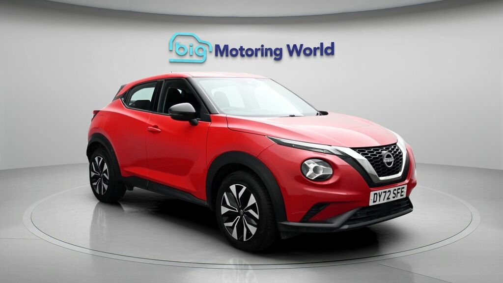 Nissan Juke Acenta Red