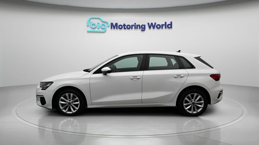 Audi A3 Technik RO23OGW White #4