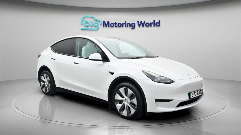 Tesla Model Y Long Range White