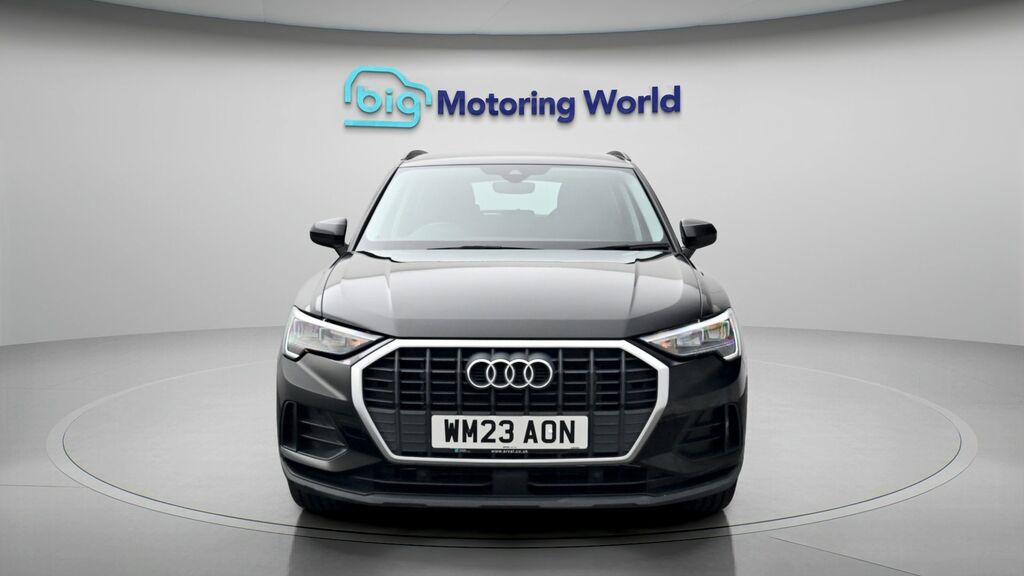 Audi Q3 Technik WM23AON Black #2