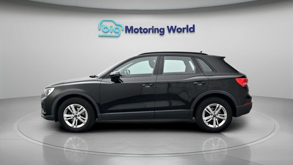 Audi Q3 Technik WM23AON Black #4