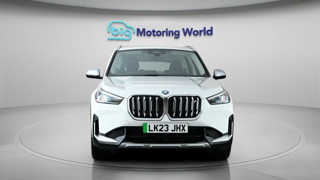BMW iX1 Xline White #2