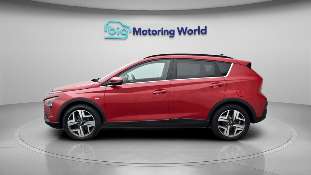 Hyundai Bayon Premium Red #4