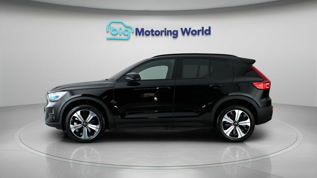 Volvo XC40 Core Black #4