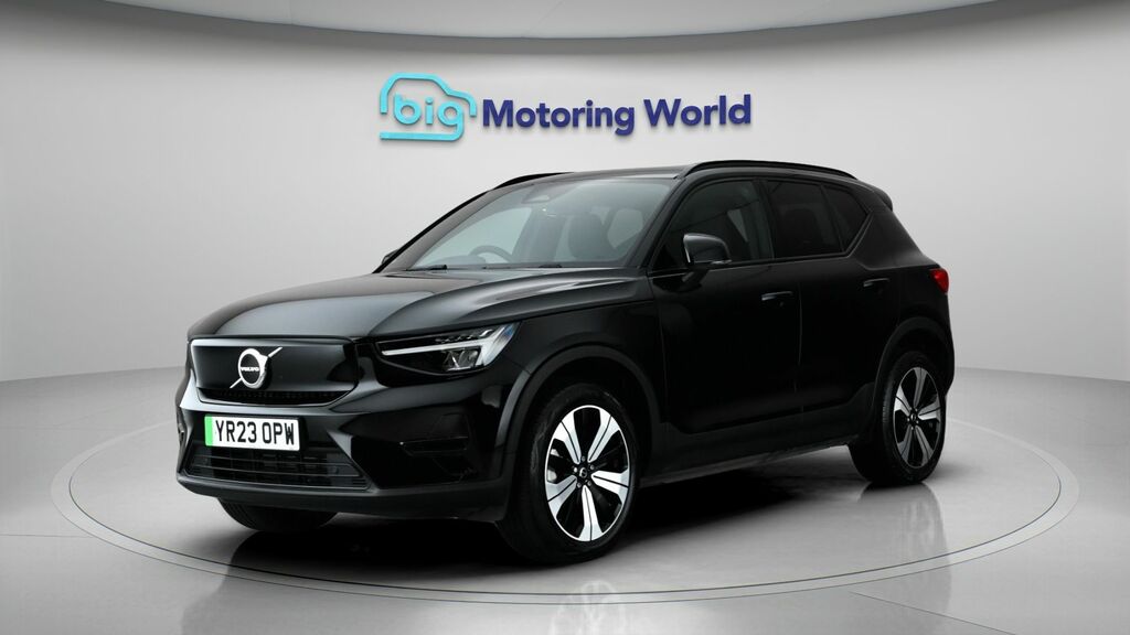 Volvo XC40 Core Black #3